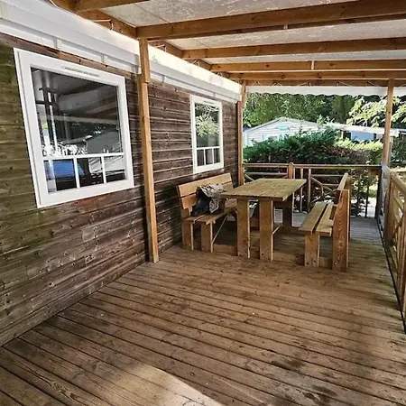 Confortable A Avec Piscine Partagee Holiday home